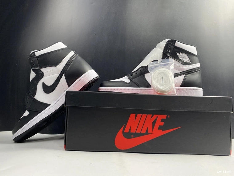 555088-010 White (2014) 1 Black Retro  Jordan 0208